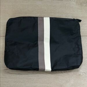 Aloha Collection Mid Pouch NWOT